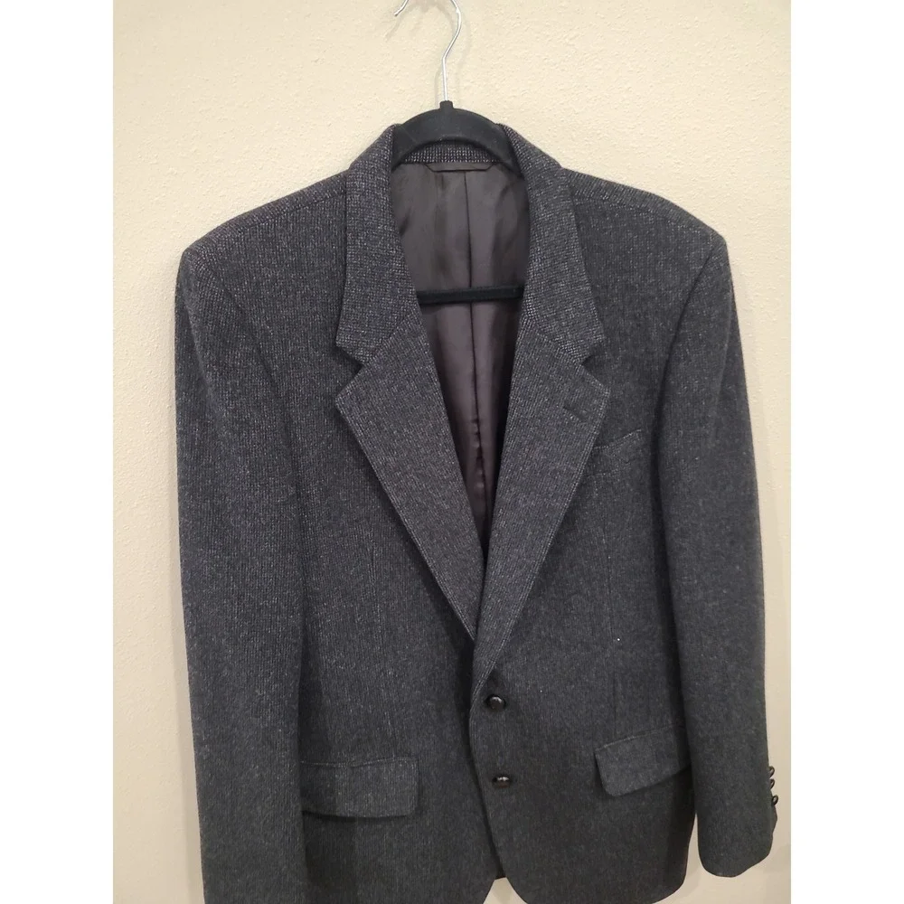 Tailored Camel & Wool blend‎ two button Mens blazer SZ 42L USA made for Shryocks